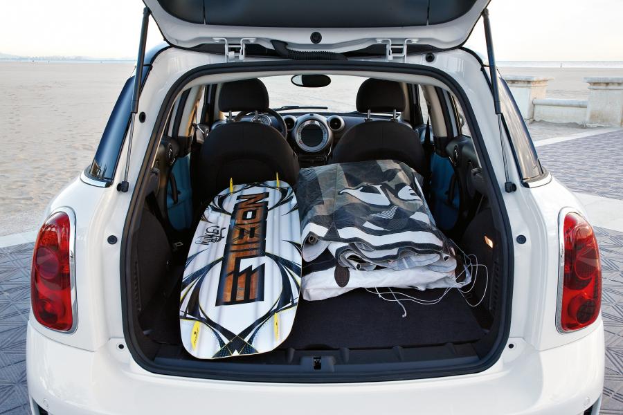  Mini Cooper Countryman S All4 2010 года  (фото 37 из 67)